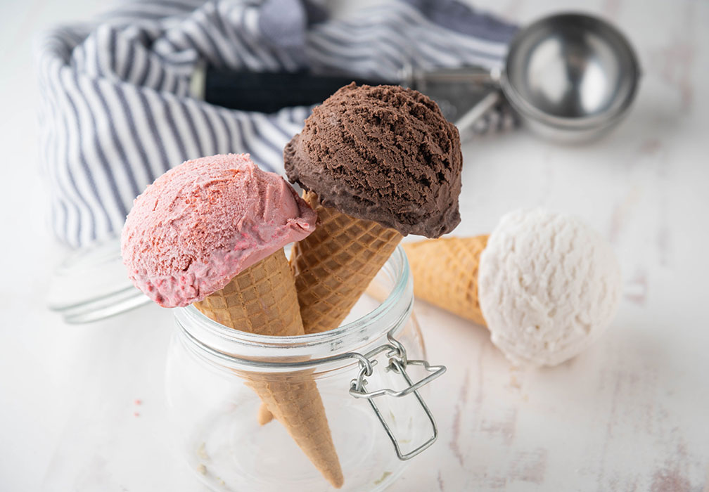 24 0125 Frozen Desserts 3 Ice Cream Cones 1